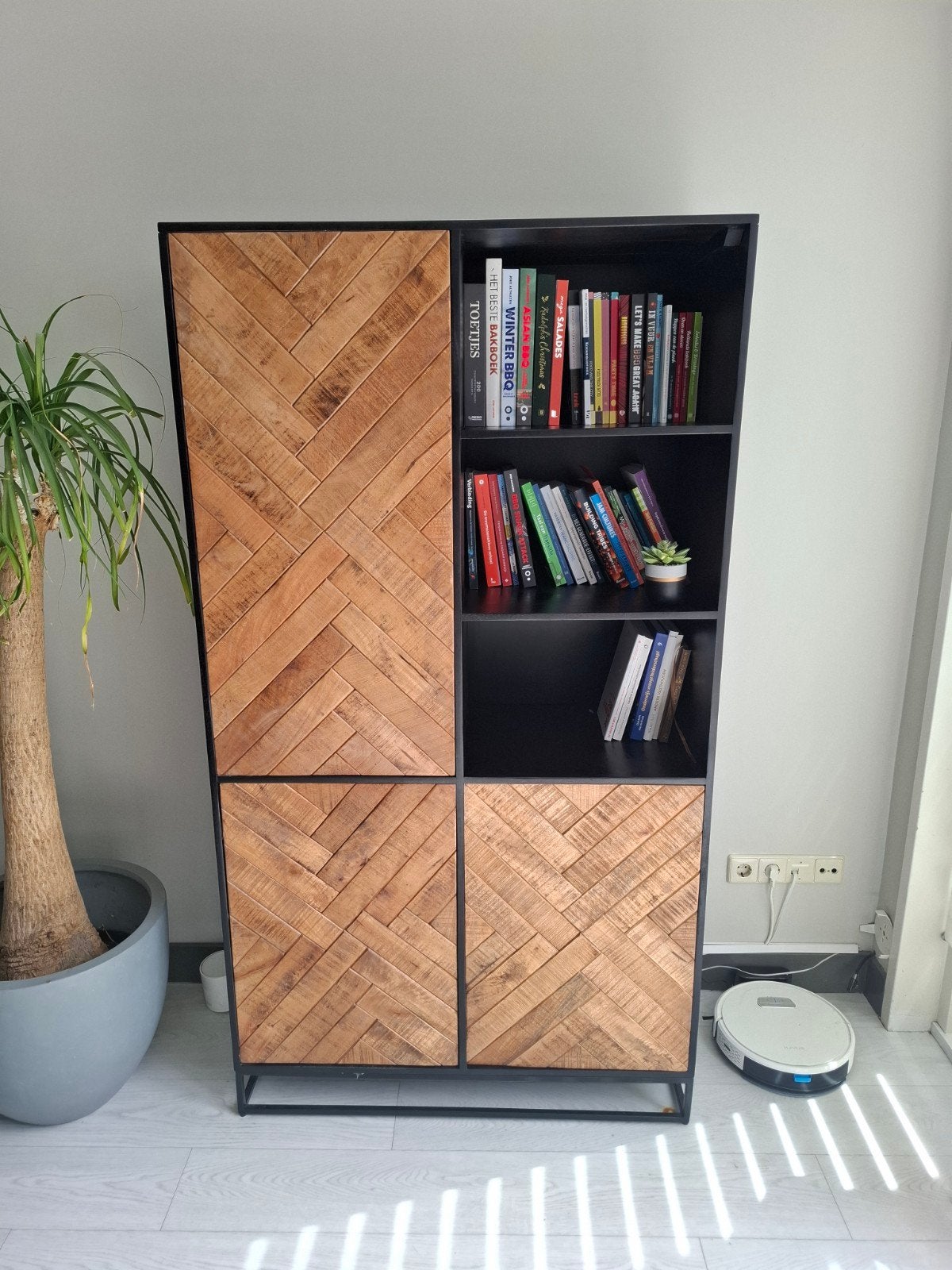 Boekenkast/vakkenkast visgraat mangohout, Huis en Inrichting, Kasten | Boekenkasten, 100 tot 150 cm, 25 tot 50 cm, Ophalen, Overige houtsoorten