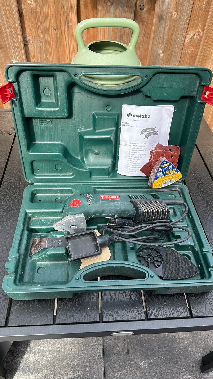 Metabo DSE 300 Intec schuurmachine in koffer, Ophalen of Verzenden, Zo goed als nieuw