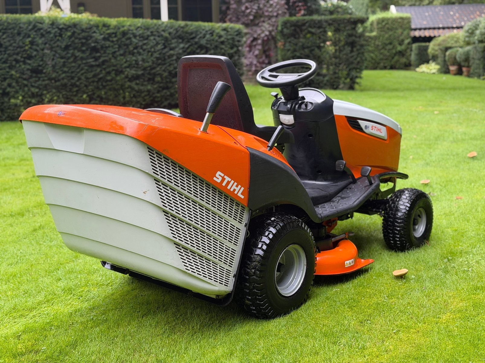 Foto 5 van STIHL RT5097 zitmaaier 2021 zeer nette staat en goed onderh.