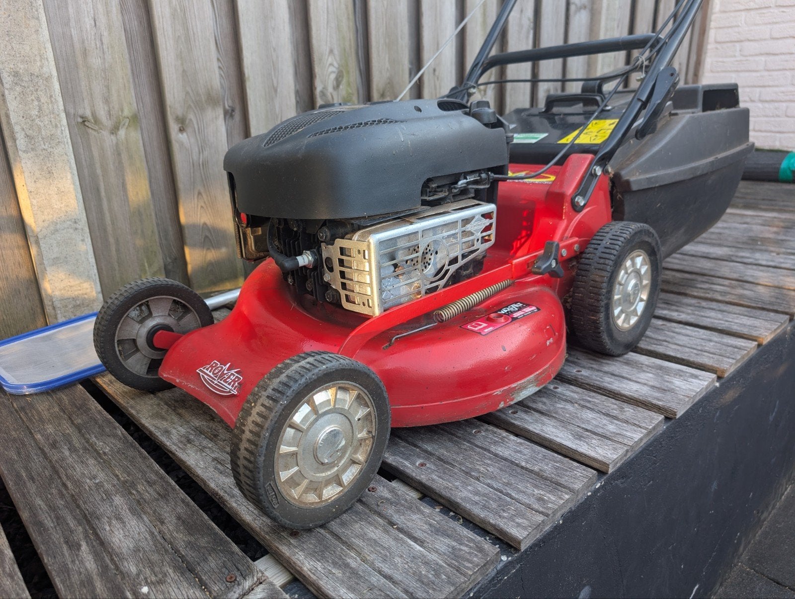 Rover Benzine Grasmaaier Briggs & Stratton 190cc, Ophalen, Briggs & Stratton, Zo goed als nieuw, Opvangbak