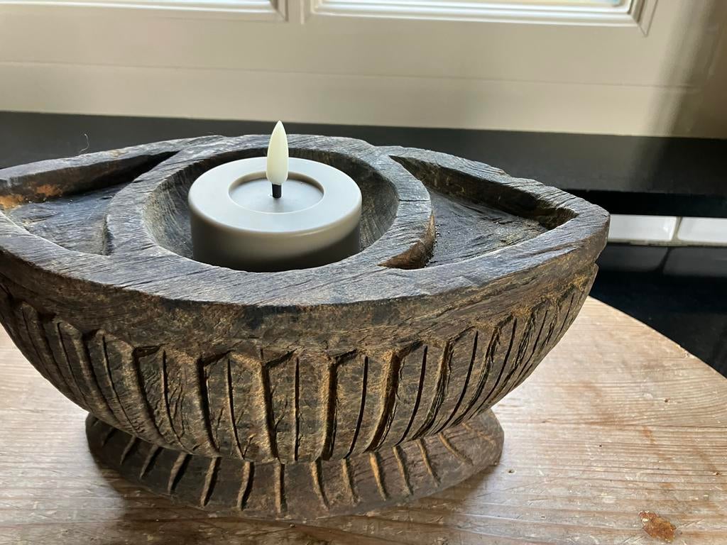 Unieke houten kandelaar, handgesneden, Bruin, Ophalen of Verzenden, Zo goed als nieuw, Kandelaar