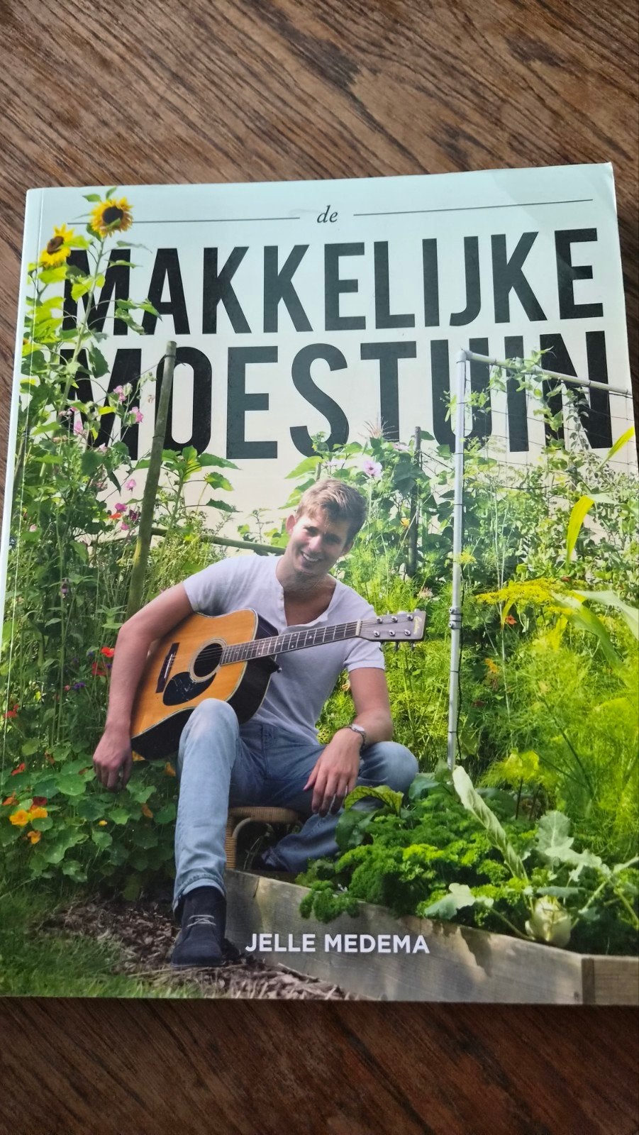 De Makkelijke Moestuin - Jelle Medema, Ophalen of Verzenden, Zo goed als nieuw, Jelle Medema, Moestuin