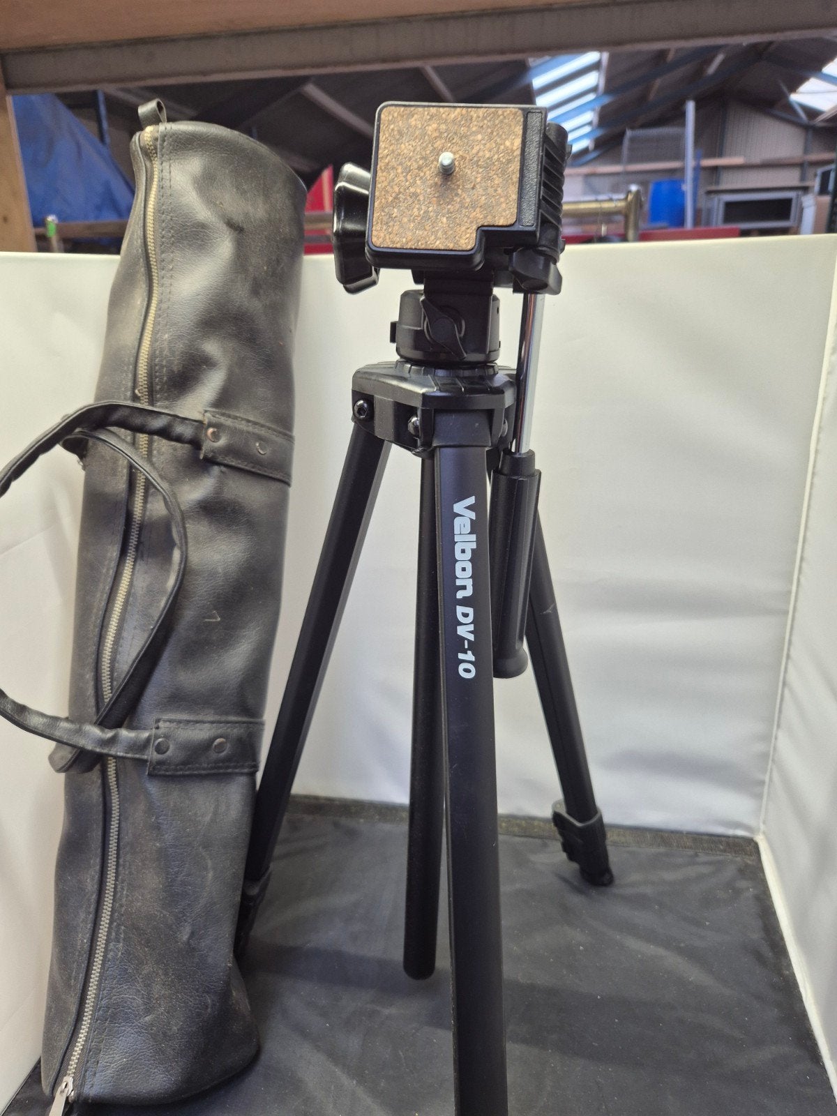 Velbon DV-10 Driepoot Statief met Balhoofd en Draagtas, Gebruikt, Onbekend, Minder dan 150 cm, Onbekend