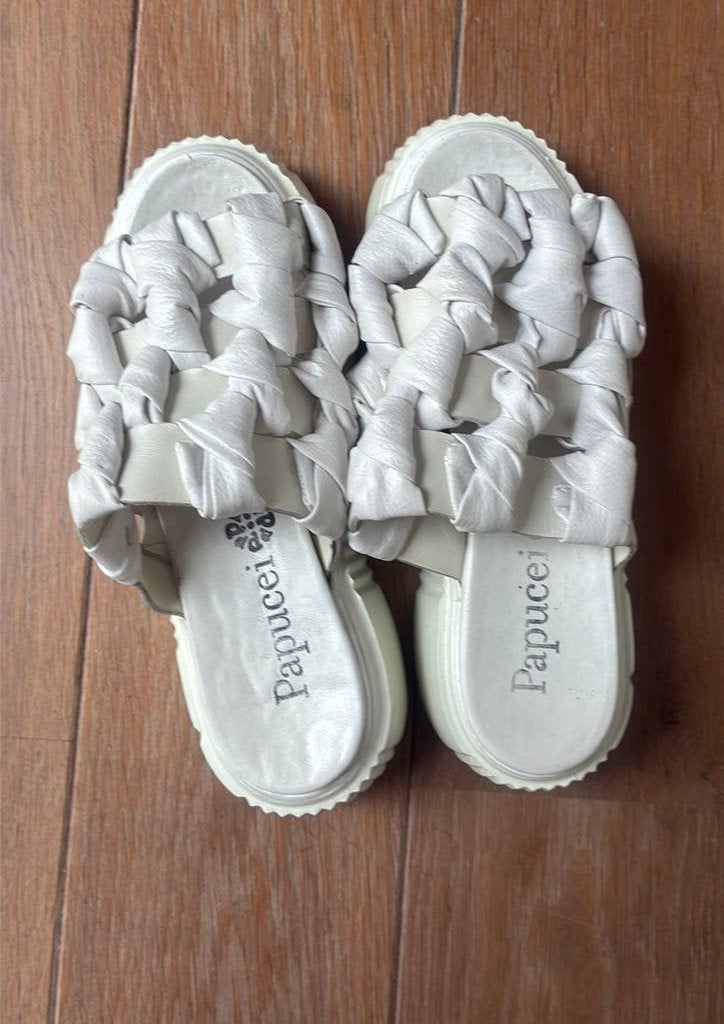 Papucei witte zomer instappers maat 39, Kleding | Dames, Verzenden, Zo goed als nieuw, Wit, Instappers