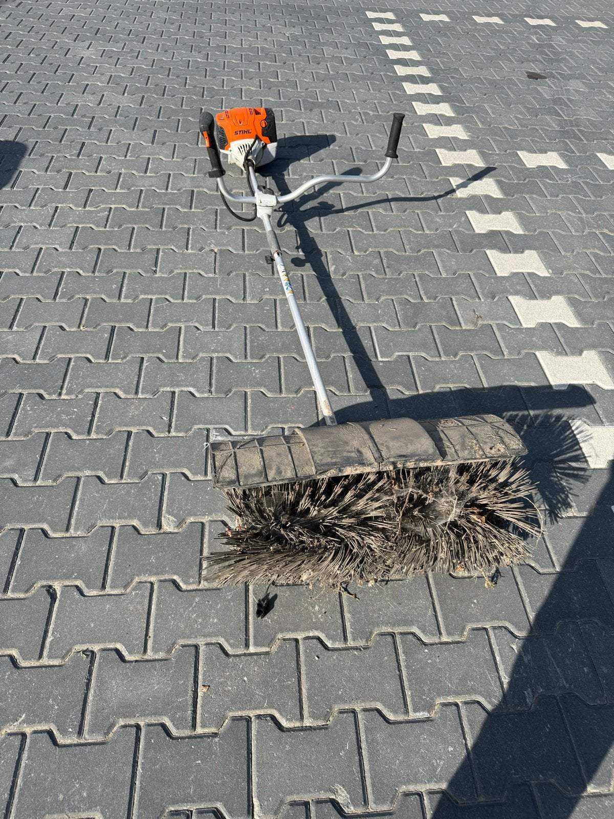 Stihl KM 131 bezem met tuig, weinig gebruikt, Ophalen, Gebruikt
