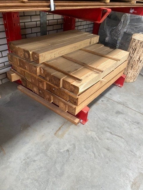 Robinia, bezaagd, 1400x110x100 mm, Ophalen, Nieuw, Minder dan 180 cm, Palen