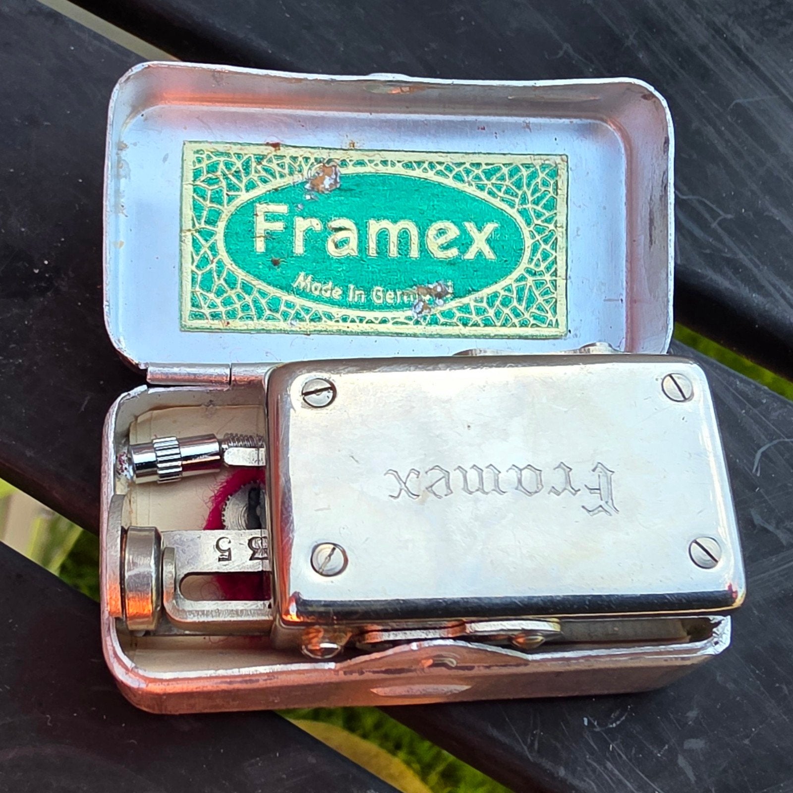 Vintage Framex zelfontspanner voor analoge camera t.e.a.b., Verzenden, Compact, Overige Merken