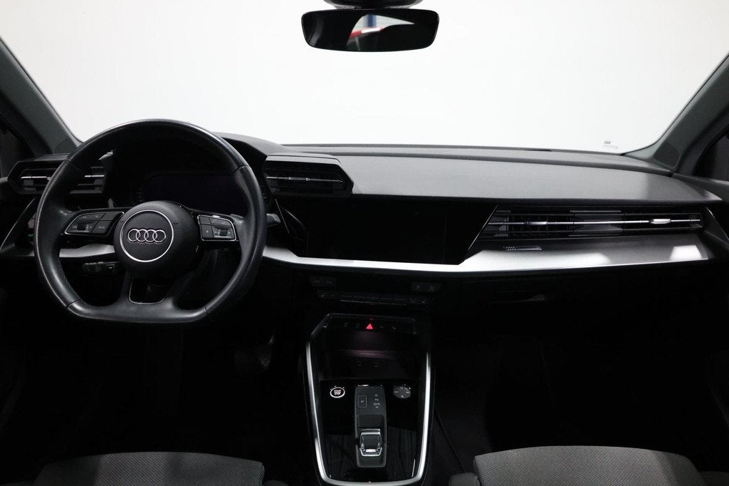 Audi A3 Sportback 35 TFSI S edition S-LINE/LED/VIRTUAL/PANO/, Automatische klimaatregeling, 1295 kg, 4 cilinders, 150 pk