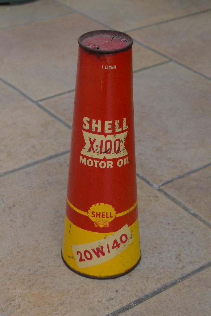 zeldzame oude conische shell olie blik 1 liter, Verzamelen, Merken en Reclamevoorwerpen, Ophalen of Verzenden, Gebruikt, Reclamebord