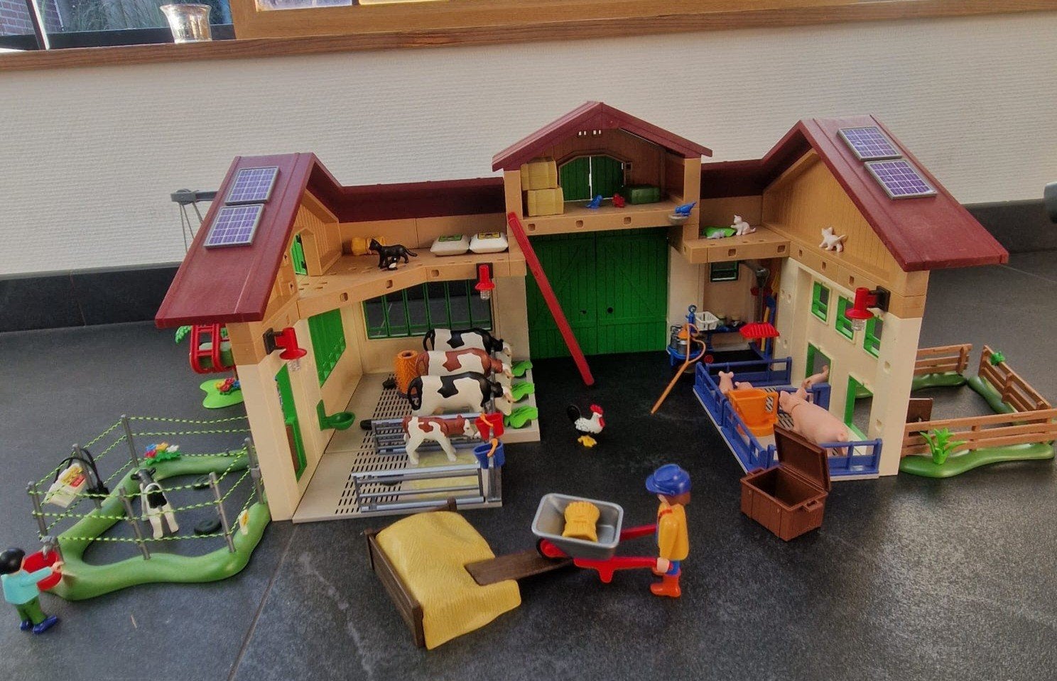 prachtig grote playmobil bio boerderij, Ophalen of Verzenden, Zo goed als nieuw
