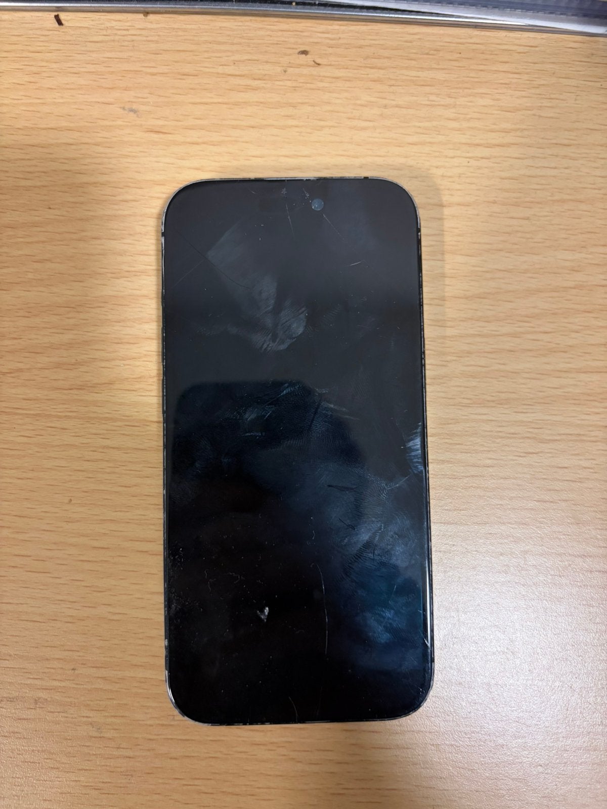 Te koop3 defecte iPhones Goedkoop weg, Telecommunicatie, Mobiele telefoons | Hoesjes en Frontjes | Apple iPhone, Ophalen of Verzenden
