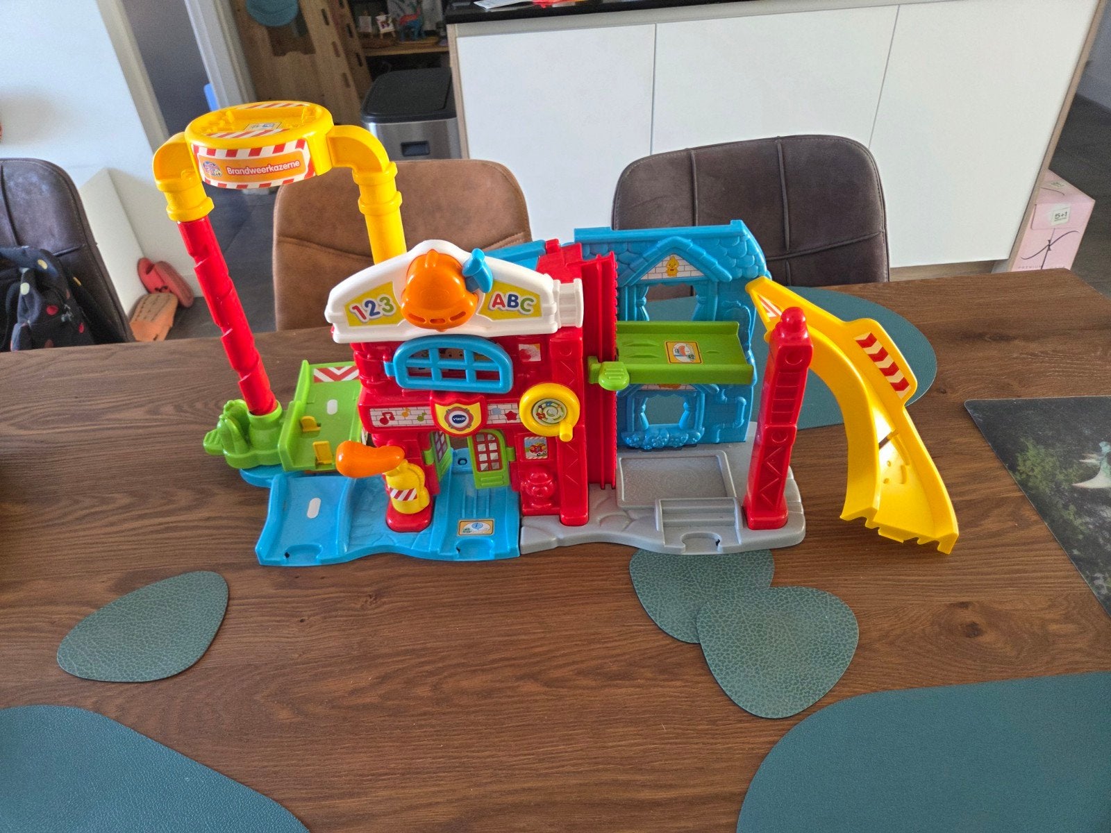 VTech Toet Toet Politiebureau & Brandweerkazerne, Ophalen, Gebruikt