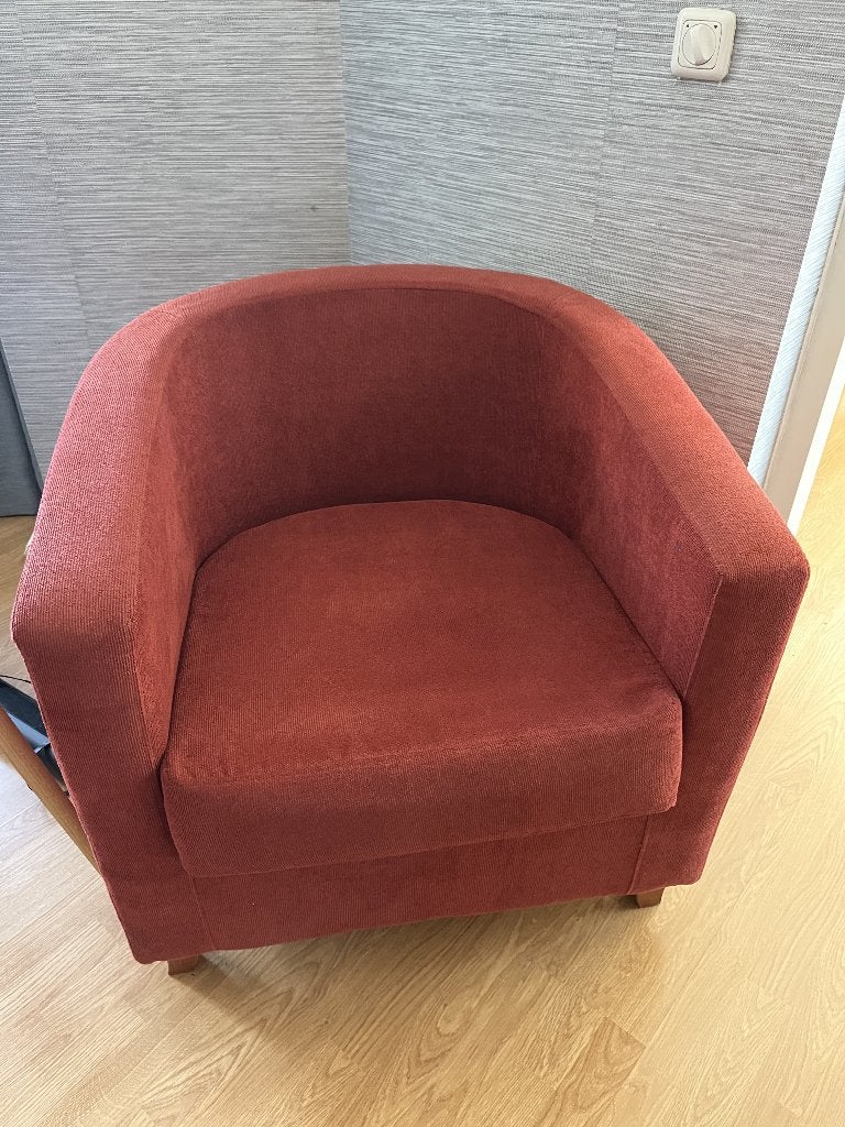 mooie knusse fauteuil / stoel in nieuwstaat, Ophalen, 75 tot 100 cm, Zo goed als nieuw, Stof