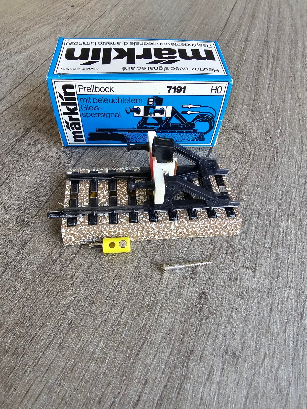 Märklin 7191 Prellbock met verlicht stootblok, nieuw in doos, Hobby en Vrije tijd, Wisselstroom, Ophalen of Verzenden, Märklin