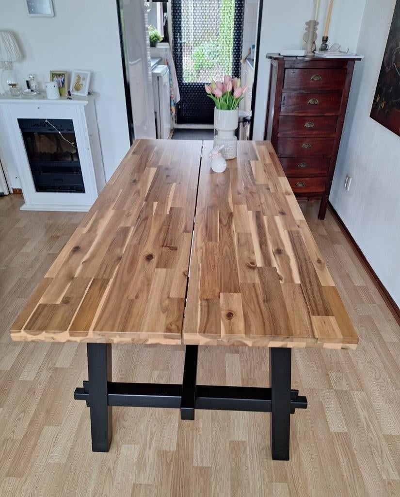 Zware eethoektafel van hout en staal., Huis en Inrichting, Ophalen, Rechthoekig, 50 tot 100 cm