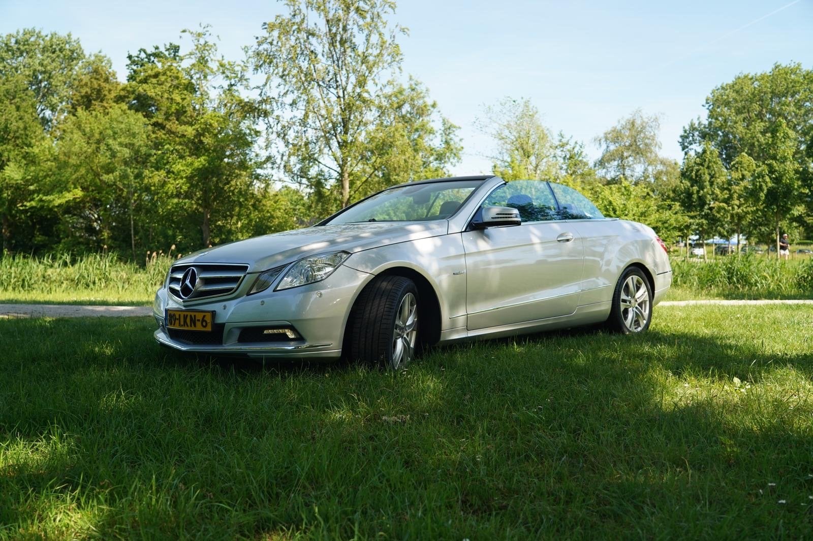 Mercedes-Benz E-Klasse 1.8 E250 CGI Cabriolet AUT 2010 Grijs, Auto's, Mercedes-Benz, Achterwielaandrijving, 1800 kg, Cabriolet