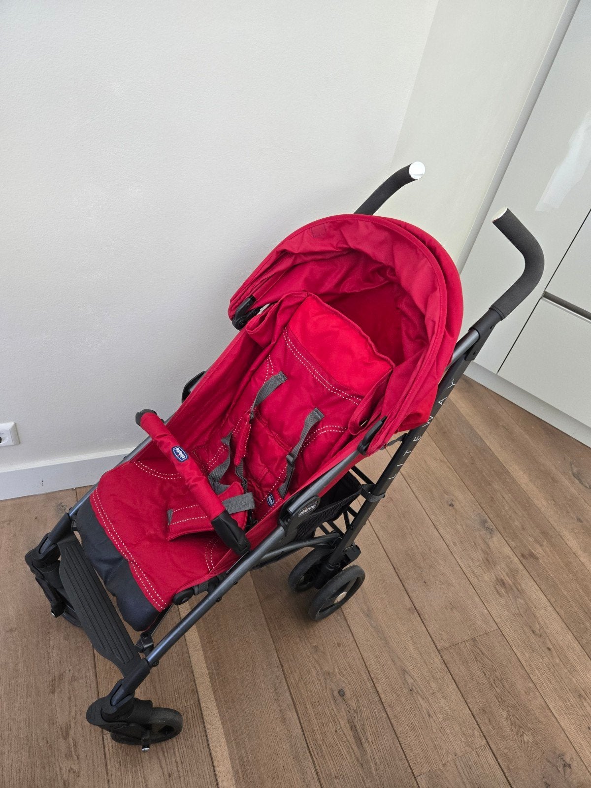 Chicco Liteway 2 buggy - regenhoes en trappelzak, Ophalen, Zo goed als nieuw, Overige merken, Regenhoes