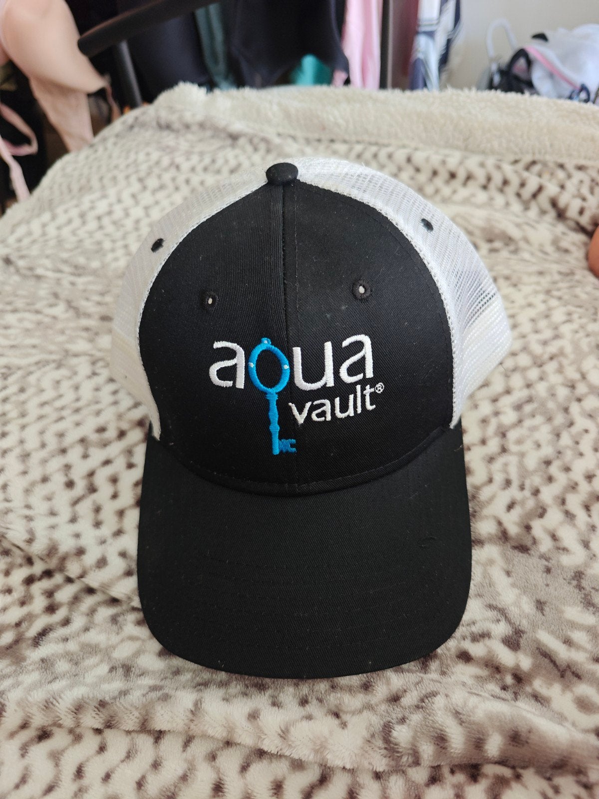Nieuwe, ongedragen pet van Aqua Vault., Kleding | Dames, Pet, Nieuw, Aqua Vault, One size fits all
