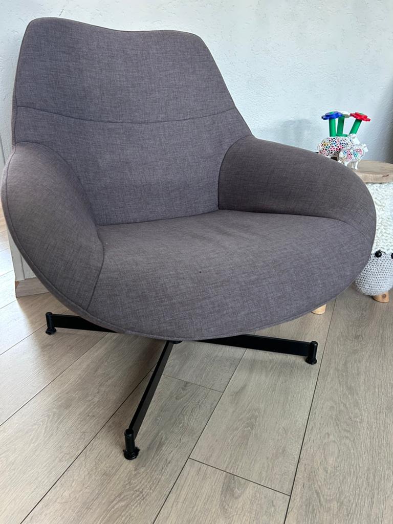 2 grijze draai stoelen, Huis en Inrichting, Fauteuils, Ophalen, Zo goed als nieuw, Minder dan 75 cm, 50 tot 75 cm