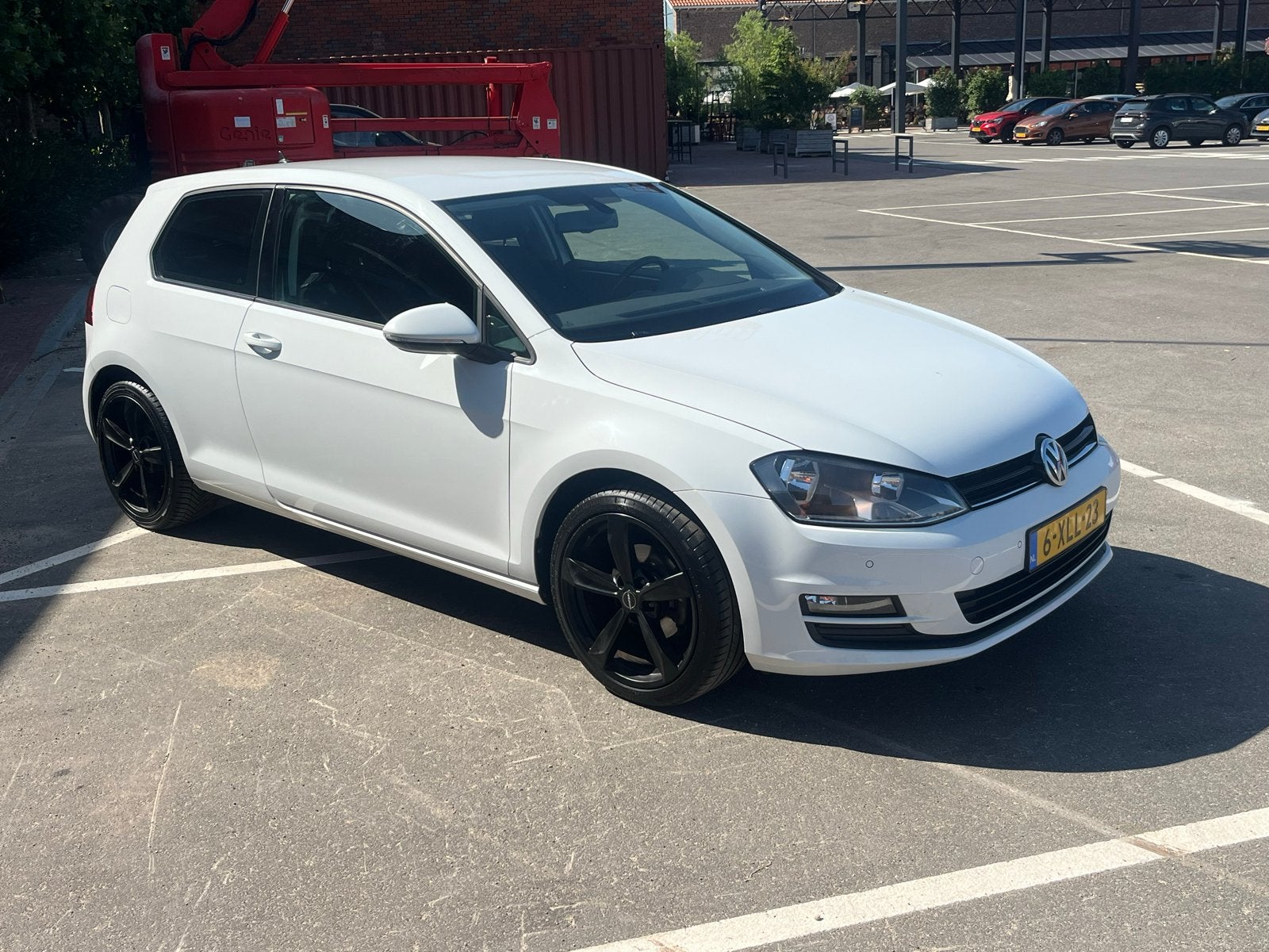 Volkswagen Golf 1.2 TSI 63KW 3D 2014 Wit, Auto's, Voorwielaandrijving, Stof, Zwart, 4 cilinders