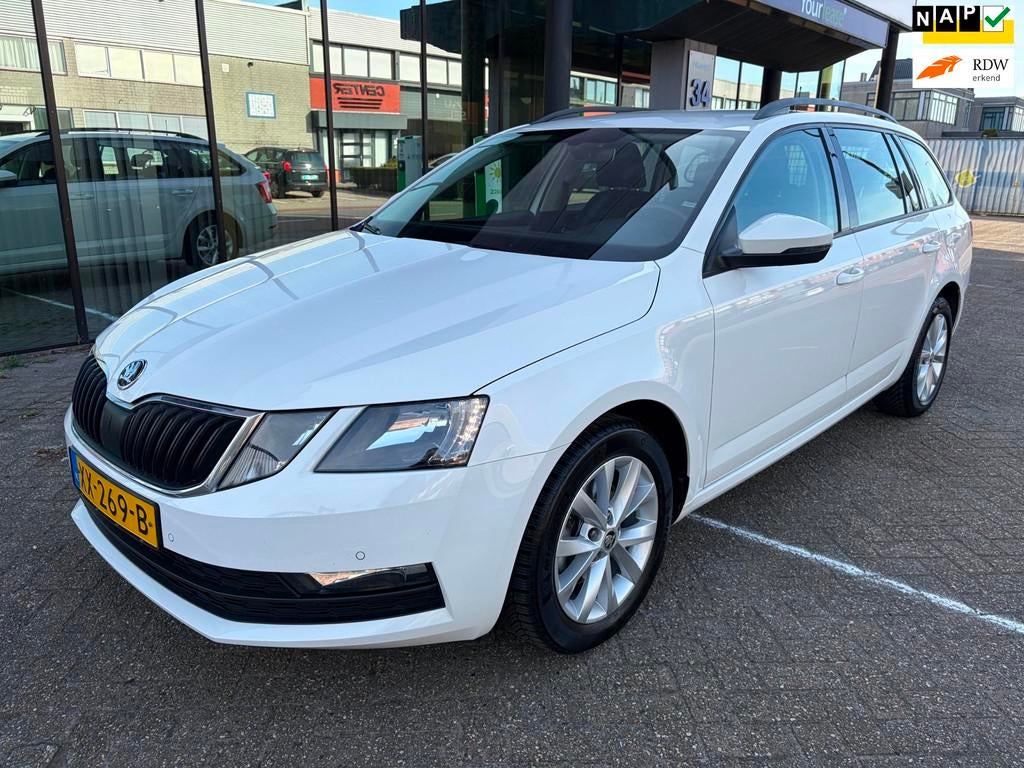 Skoda Octavia Combi 1.0 TSI Greentech Ambition Business / Au, Gebruikt, Euro 6, 116 pk, Wit