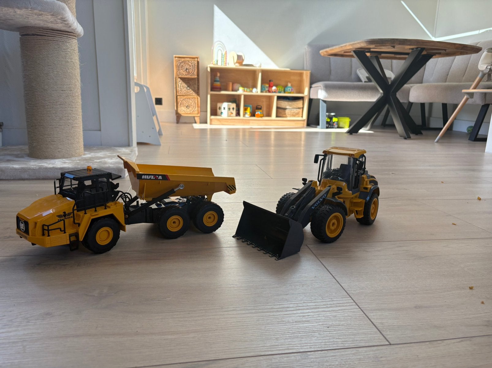 Dumper shovel rc nieuw 1:18, Ophalen, Huina, Zo goed als nieuw, Huina