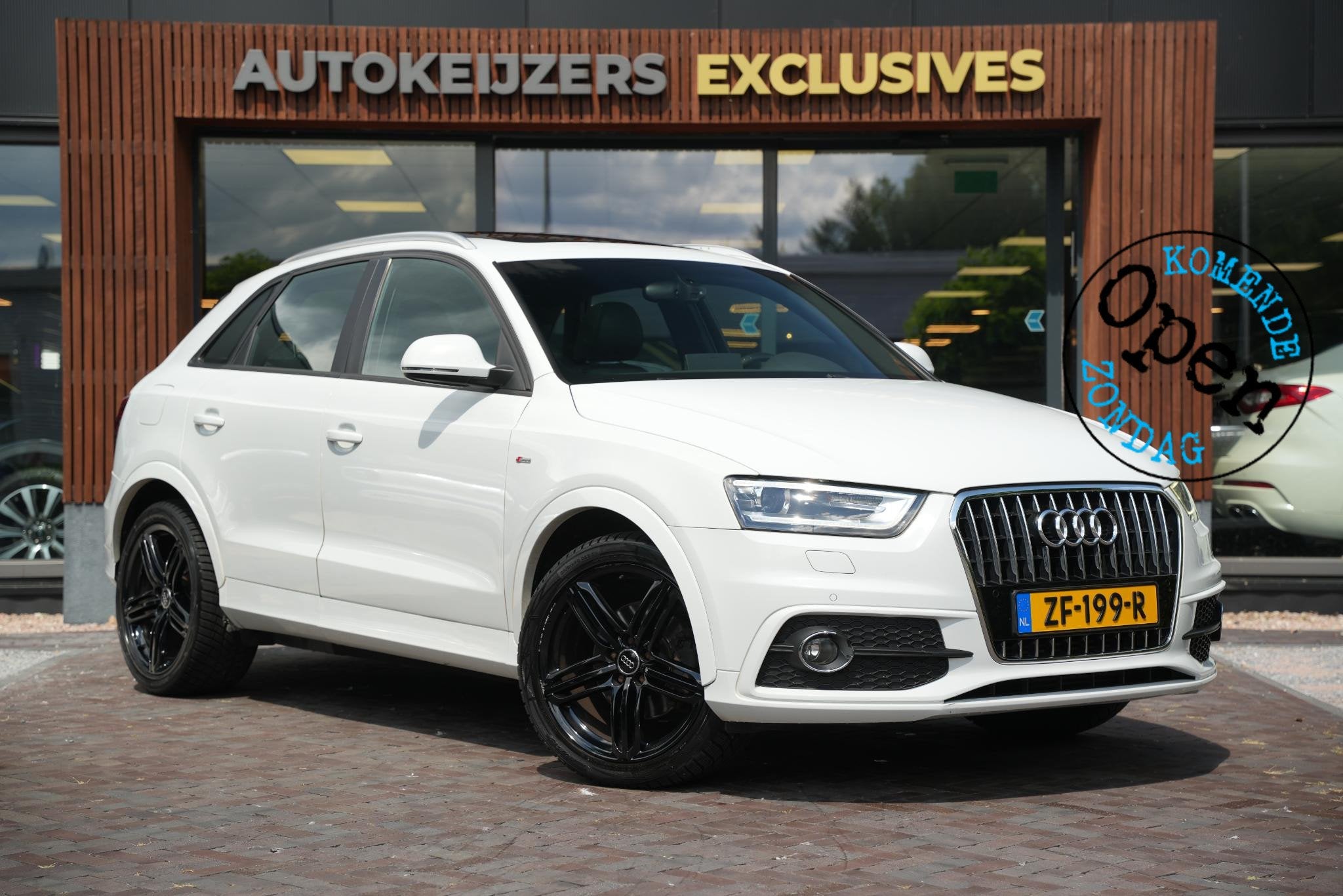 Audi Q3 2.0 TDI quattro S Edition S Line Panoramadak Cruise, Auto's, Automaat, Euro 5, Gebruikt, Zwart