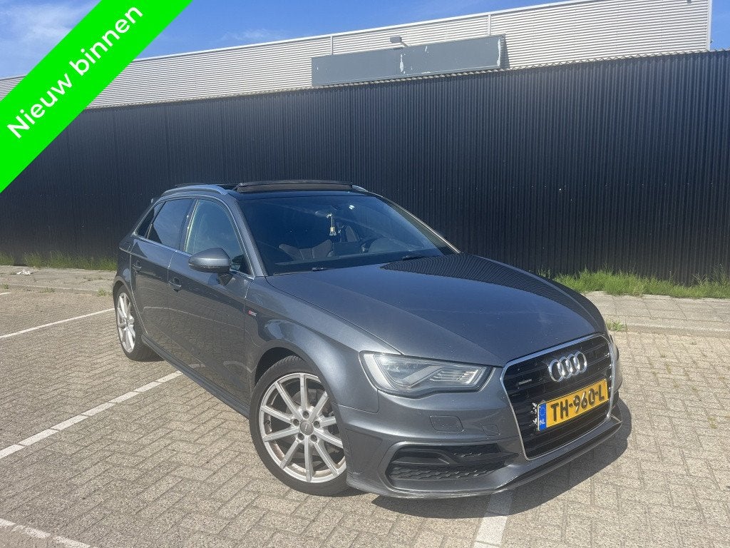 Audi A3 Sportback 2.0 TDI Quattro Keyless Lane assist Panora, Auto's, Audi, Automaat, Euro 6, 4 cilinders, Start-stop-systeem