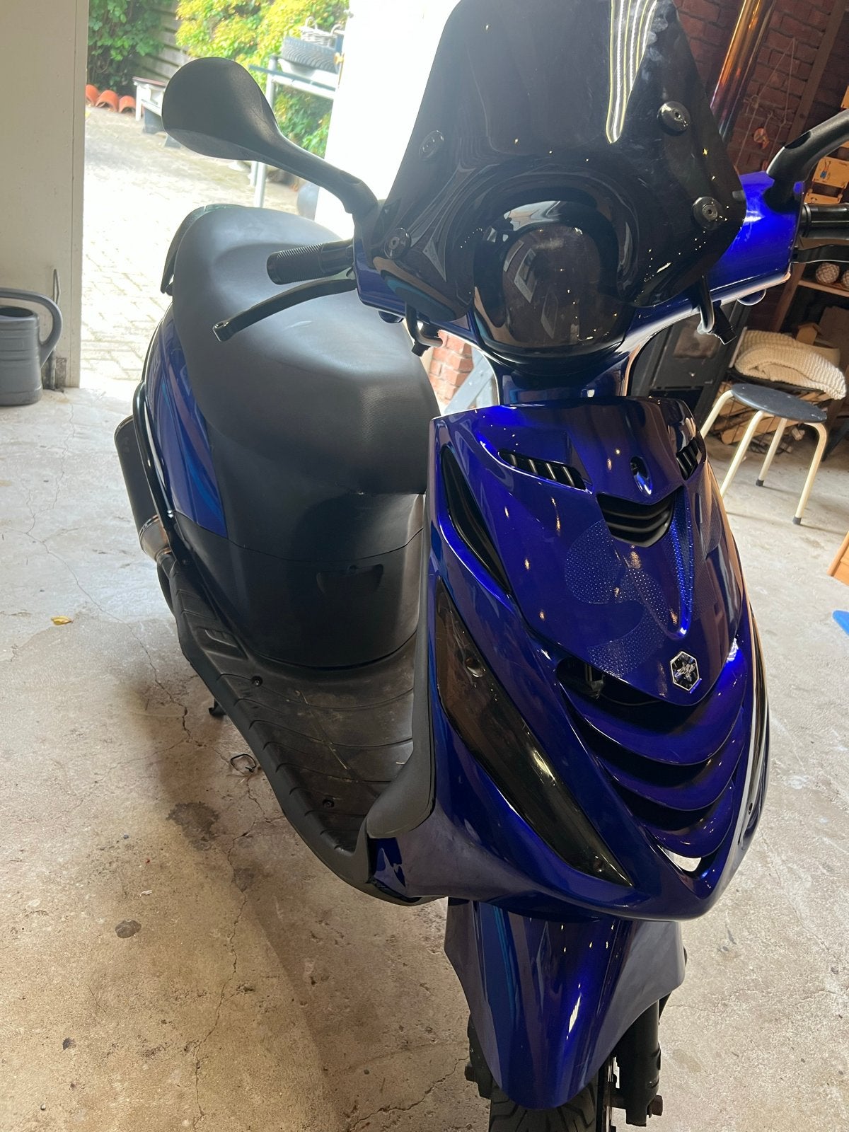 Piaggio Zip 2000 - Blauw - 80cc, Fietsen en Brommers, Ophalen, Zip, Zo goed als nieuw, 80 cc