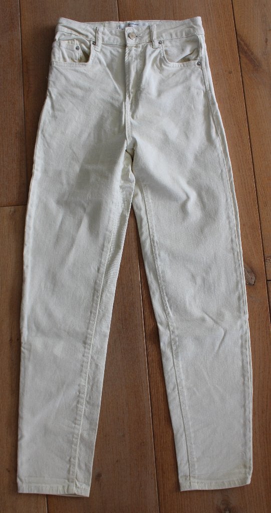 Spijkerbroek van Stradivarius maat 34, Wit, Ophalen of Verzenden, Zo goed als nieuw, W27 (confectie 34) of kleiner