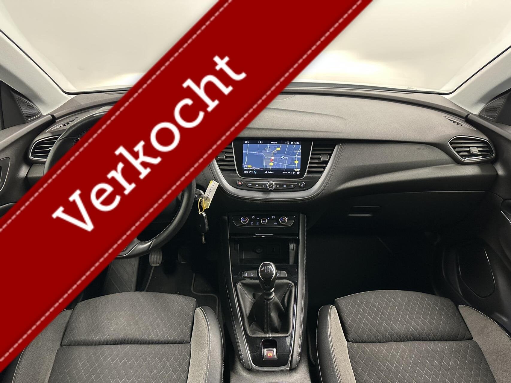Opel Grandland X 1.2 Turbo Business + CAMERA TREKHAAK CARPLA, Auto's, Voorwielaandrijving, Parkeercamera, Gebruikt, 1199 cc
