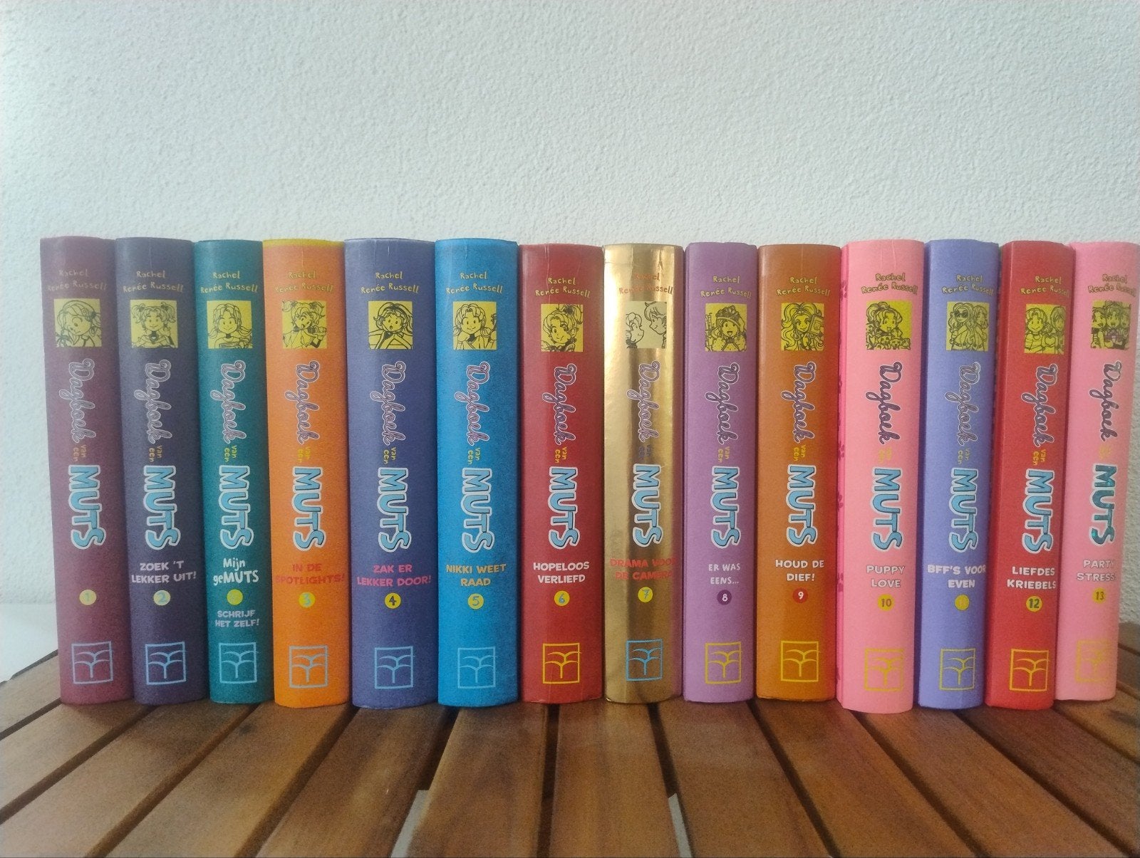 Dagboek van een Muts boeken 1 t/m 13 (14 boeken in totaal), Ophalen, Zo goed als nieuw, Rachel Renée Russell, Fictie