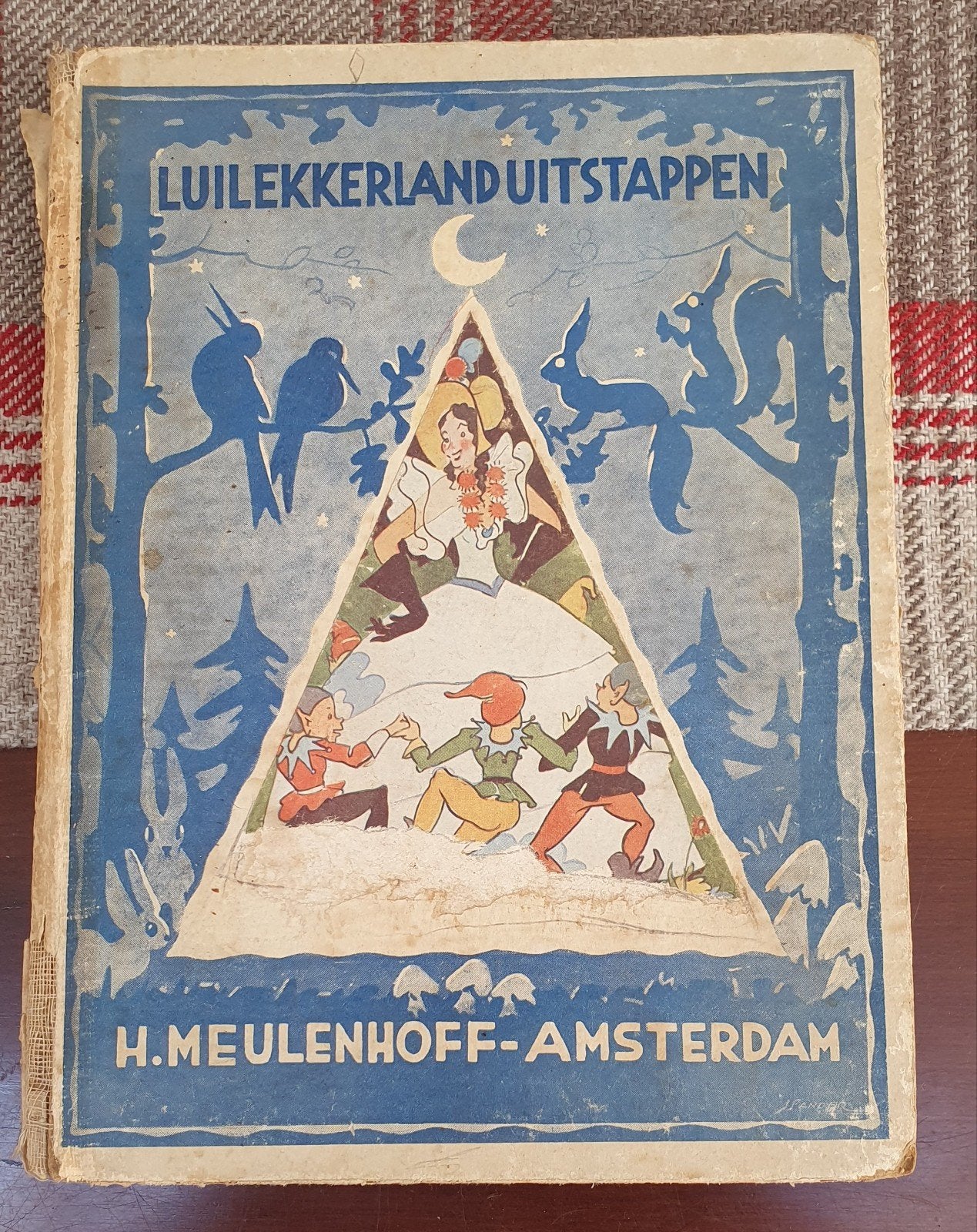 Luilekkerland uitstappen, Ophalen, Gelezen