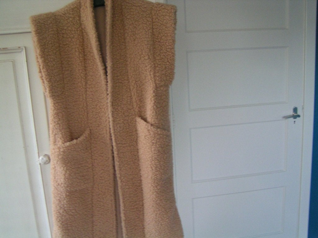 Prachtig Nieuw Lang Vest maat 42-44, Ophalen of Verzenden, Nieuw, Maat 42/44 (L), Beige