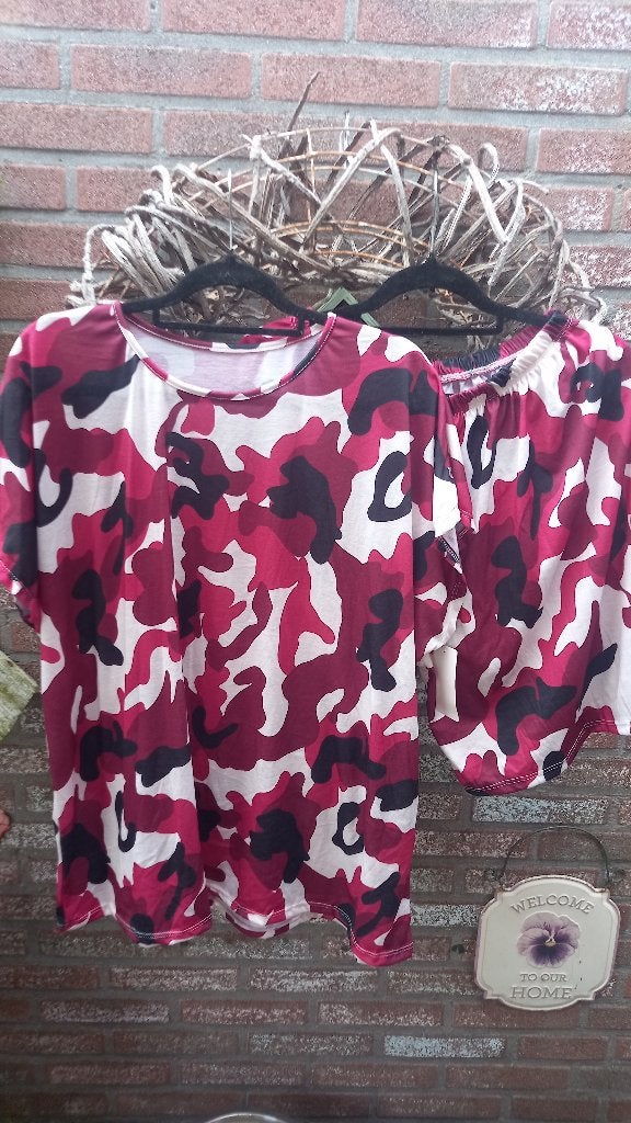 Dames set, Kort, Maat 46/48 (XL) of groter, Nieuw, Ophalen of Verzenden