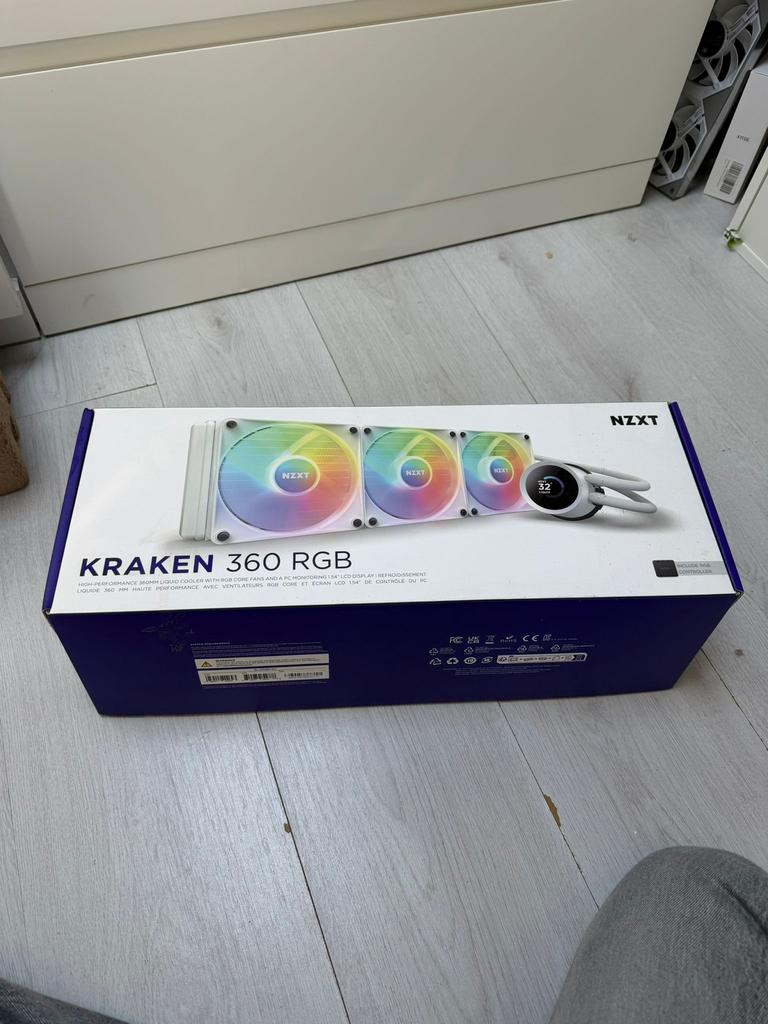 NZXT Kraken 360 RGB AIO Waterkoeling met RGB Fans en Hub, Computers en Software, Computerkoelers, Ophalen, Zo goed als nieuw, Waterkoeling