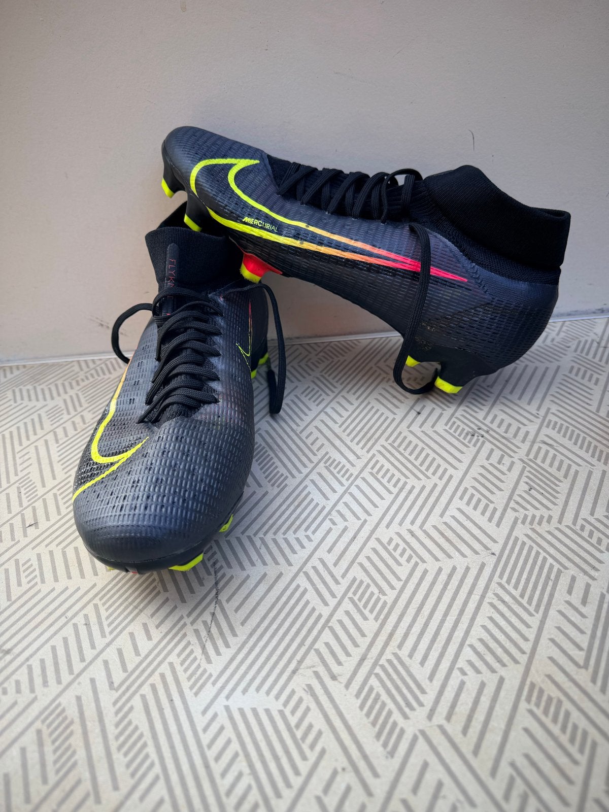 Nike Mercurial superfly 8 Vapor made in bosnia maat 43, Ophalen of Verzenden, Zo goed als nieuw, Schoenen