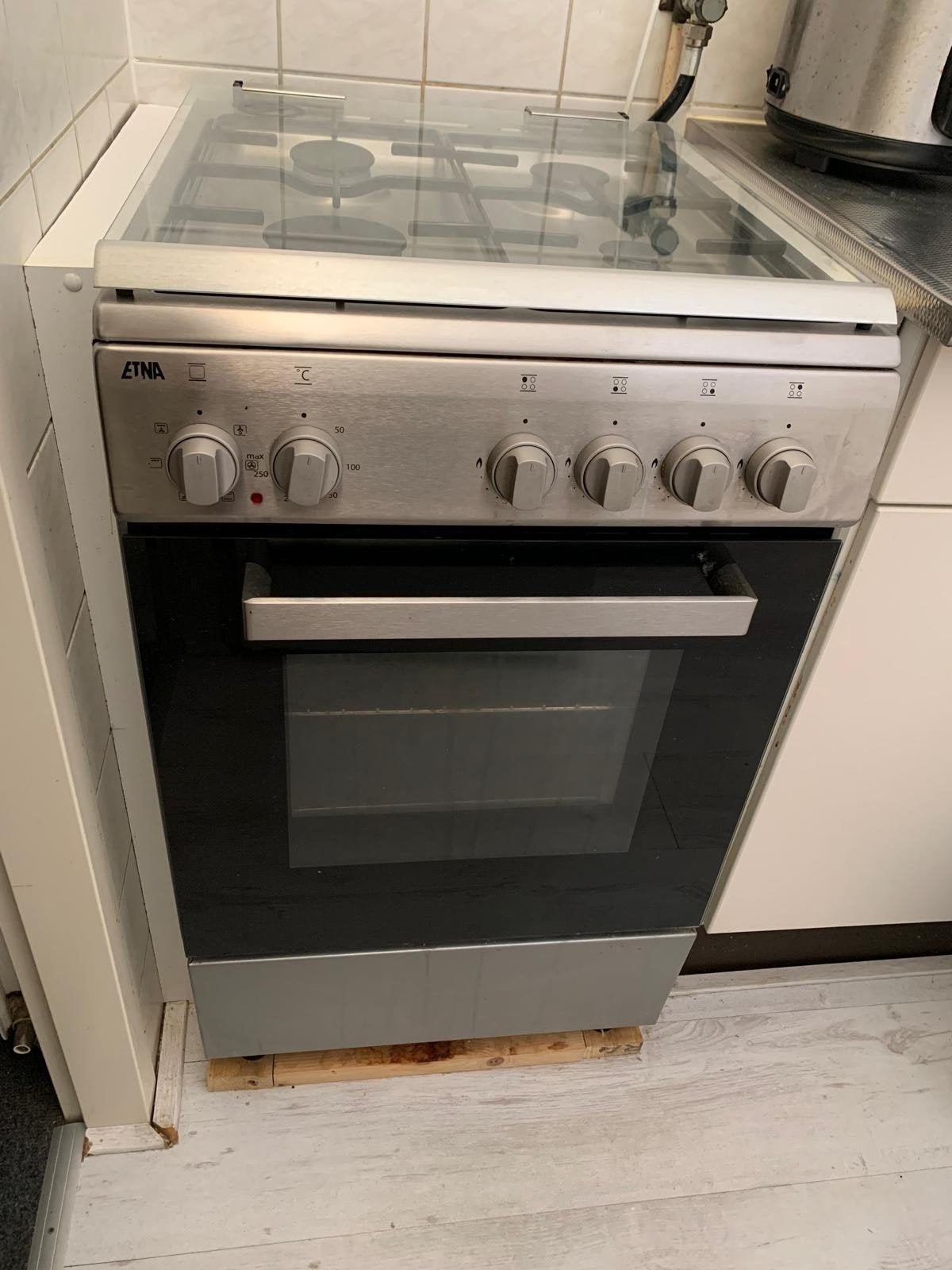 Nette ETNA RVS Gasfornuis met Elektrische Oven (60cm), Ophalen, Gebruikt, Grill, 4 kookzones