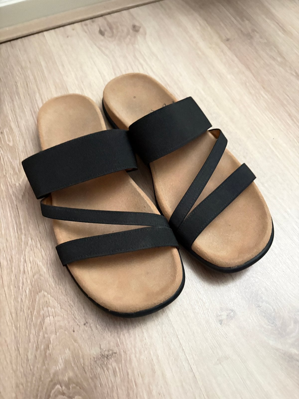 Gabor 39, Kleding | Dames, Schoenen, Zwart, Zo goed als nieuw, Sandalen of Muiltjes, Ophalen of Verzenden
