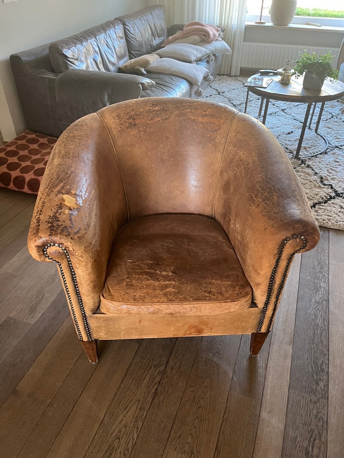 Chesterfiel fauteuil 25jaar oud, gratis, Huis en Inrichting, Fauteuils, Ophalen, Gebruikt, 75 tot 100 cm, Leer