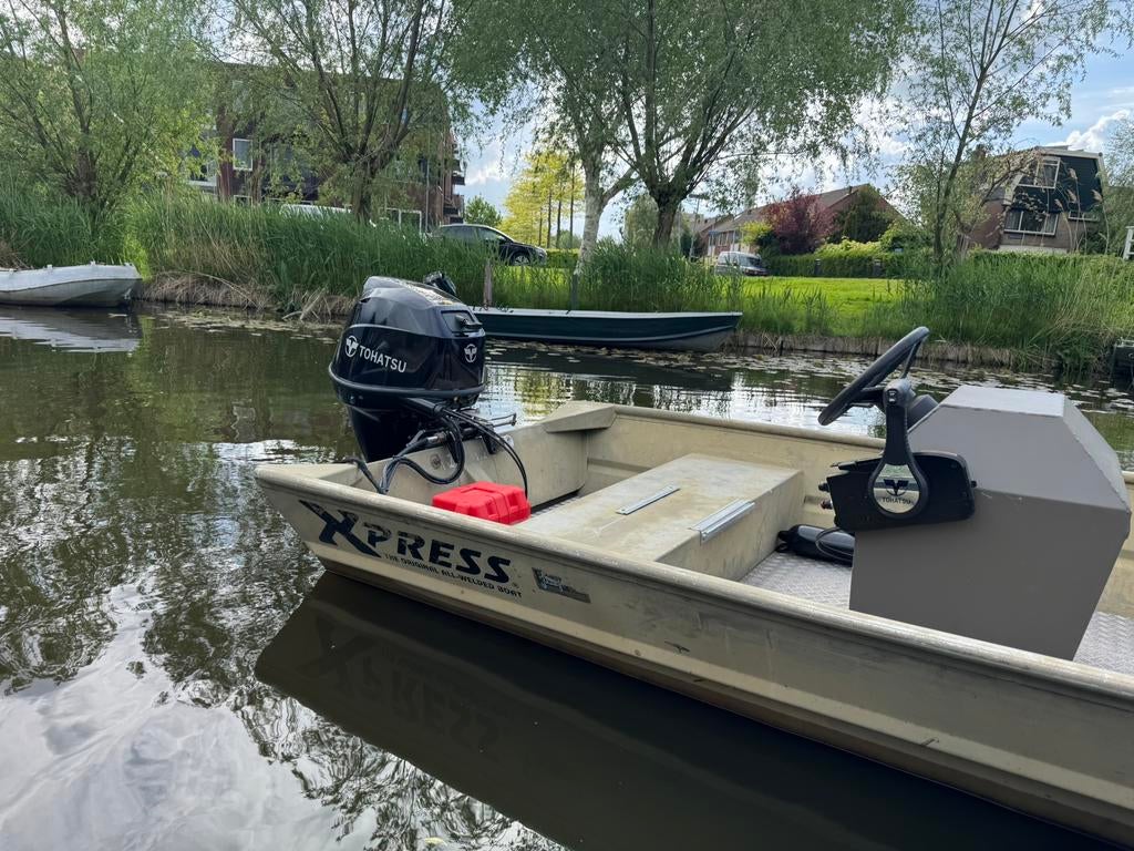 Eggercraft/Xpress 1546 + 30 pk Tohatsu, Watersport en Boten, Platbodems, Zo goed als nieuw, Polyester, Elektrische start, Benzine