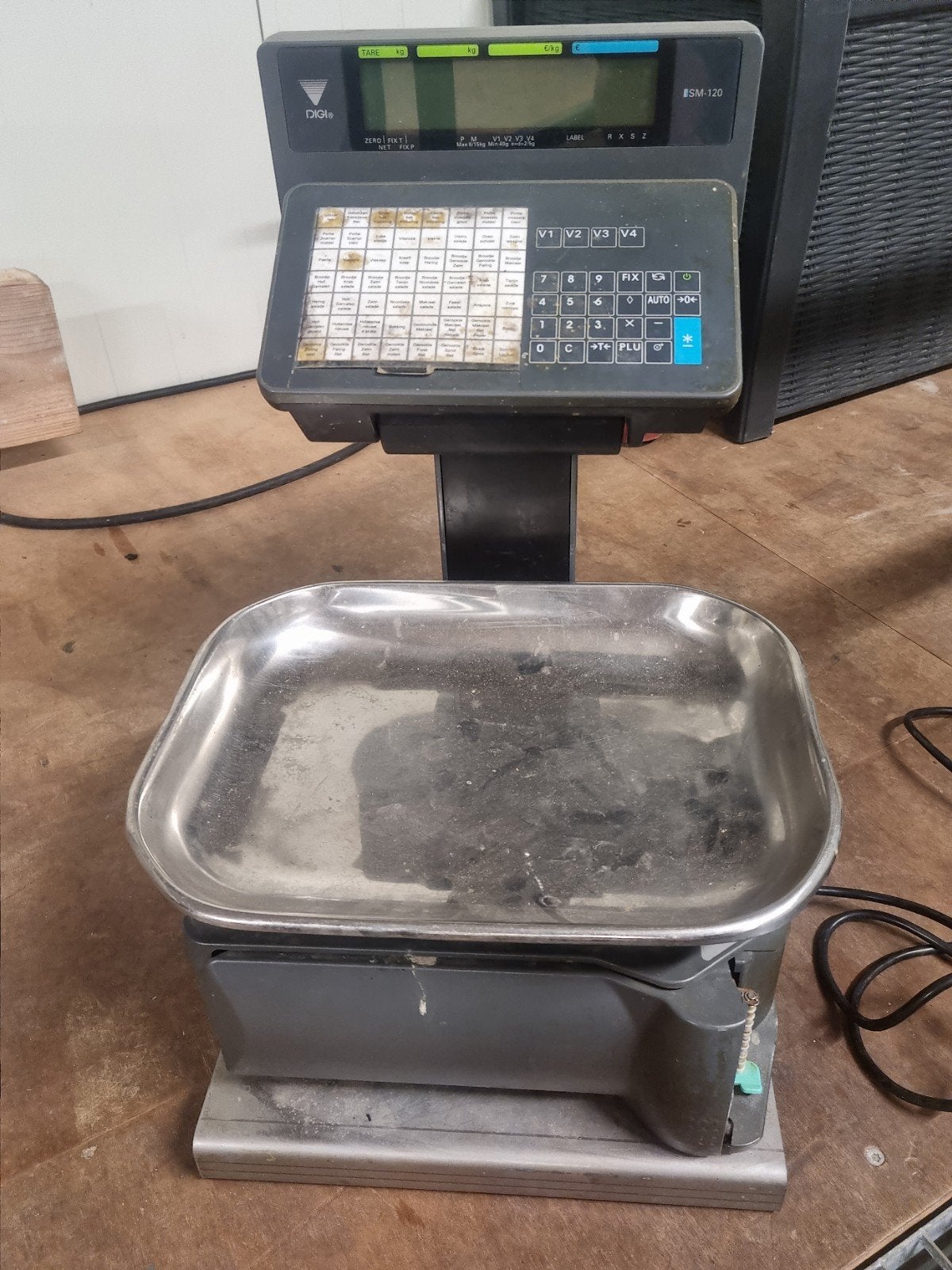 Digitale weegschaal met defecte printplaat (DIGI SM-120), Zakelijke goederen, Ophalen