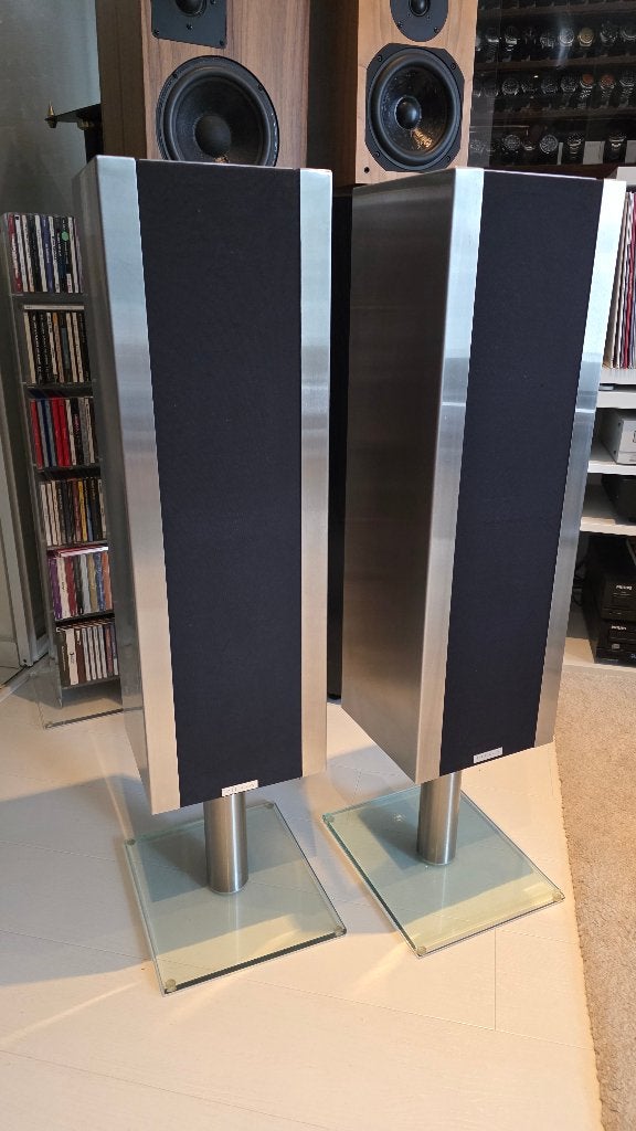 PIEGA LDS 1.0 tower speakers high fidelity swiss !!!, Stereo speakers, Zo goed als nieuw, 60 tot 120 watt, Ophalen