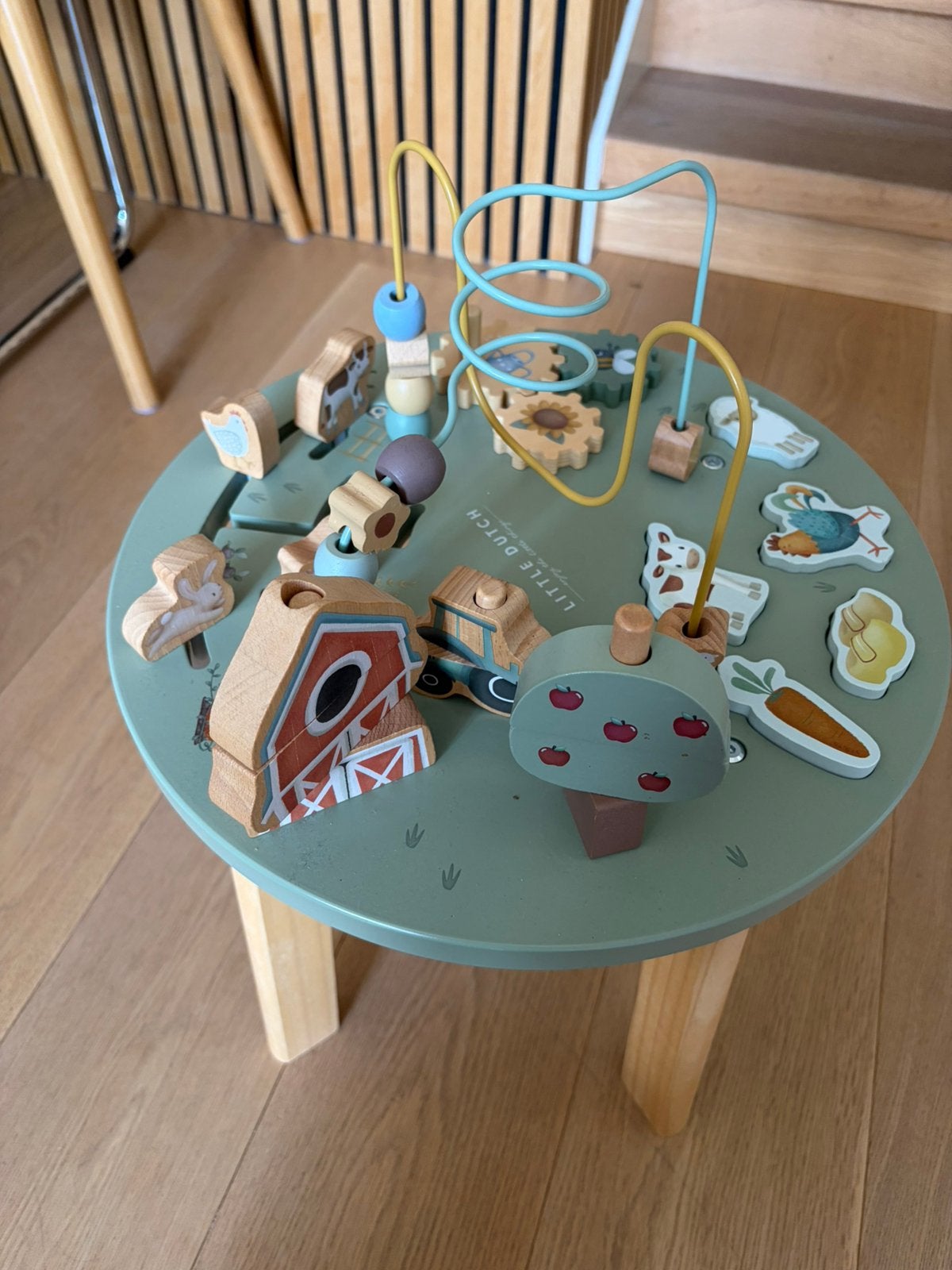 Little Dutch activiteitentafel - Little Farm (hout), Ophalen, Zo goed als nieuw