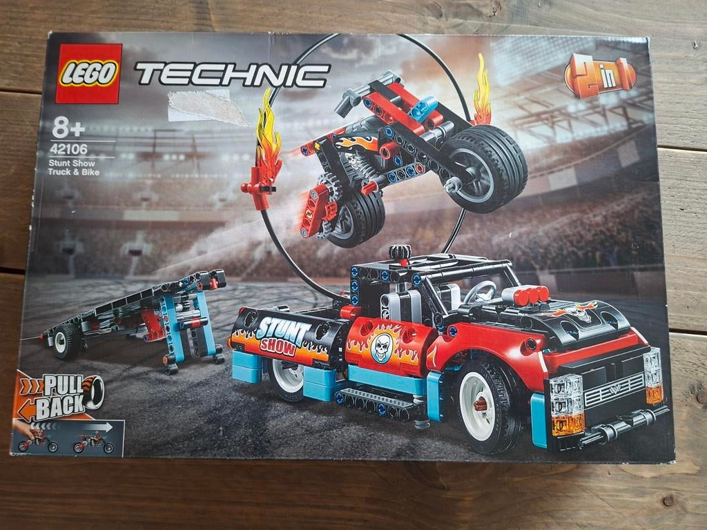 Lego Technic  Stunt Show. Nieuw!, Ophalen of Verzenden, Nieuw