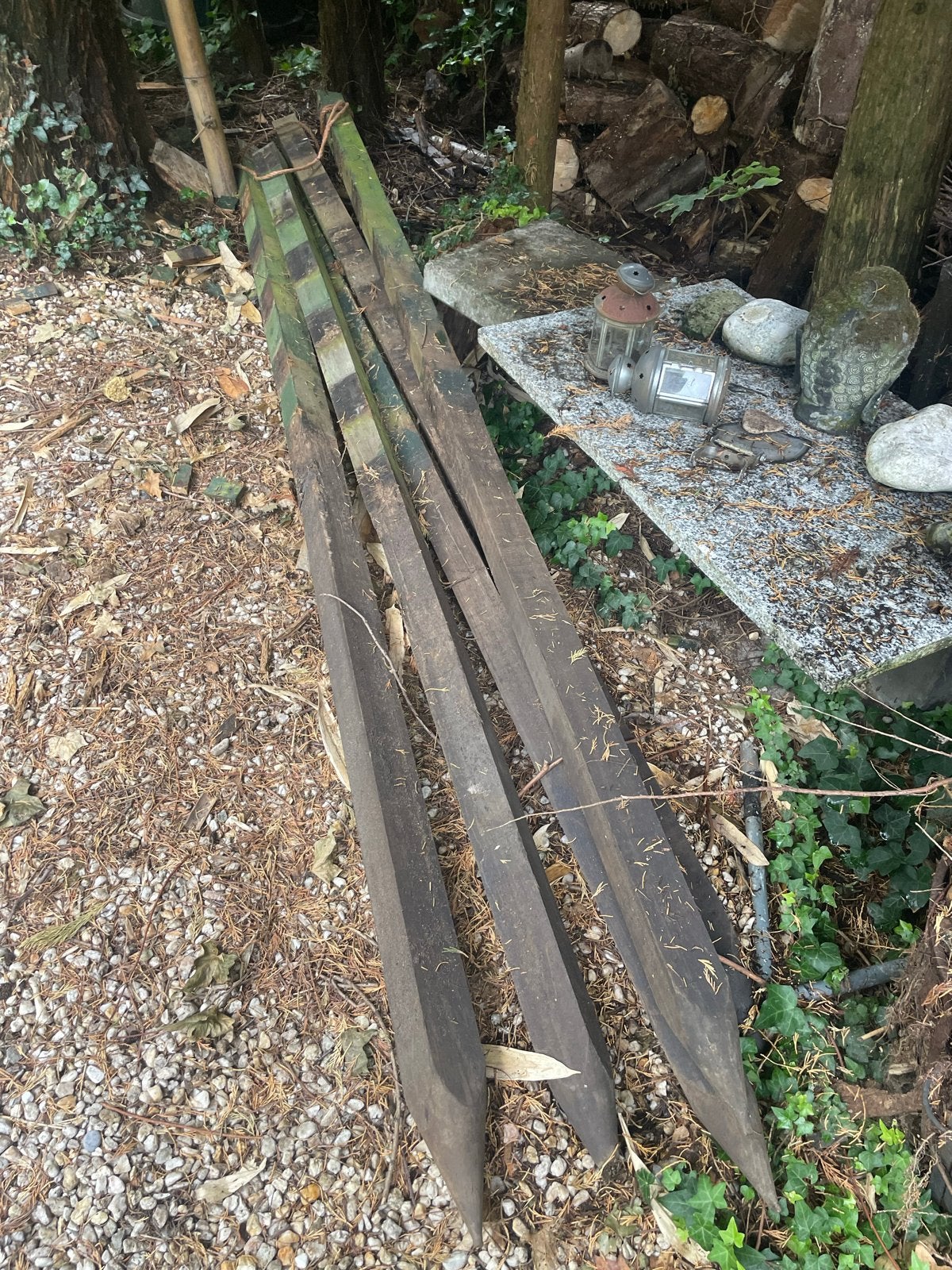 Robuuste hardhouten palen. Nu nog maar 3!, Tuin en Terras, Palen, Balken en Planken, Ophalen, Gebruikt, Palen, Hardhout