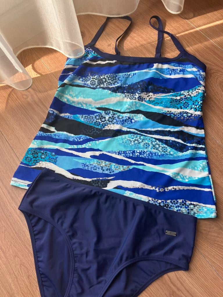 Tankini “nieuw” maat 40, cup D, Kleding | Dames, Badmode en Zwemkleding, Ophalen of Verzenden, Nieuw, Blauw, Badpak