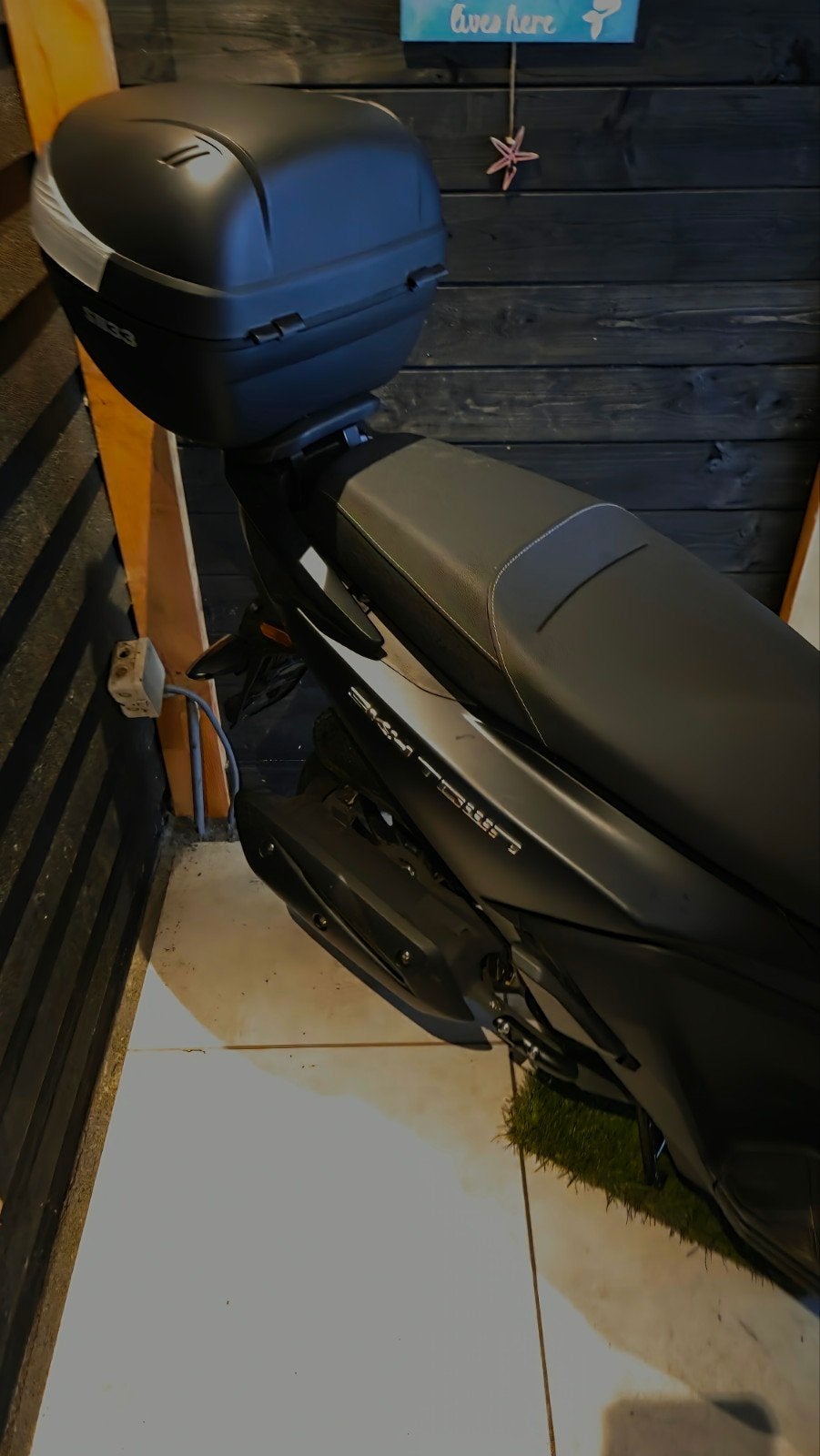 Zeer nette Kymco Sky Town 50cc – slechts 395 km gereden!, Fietsen en Brommers, Ophalen, Overige modellen, Zo goed als nieuw, Benzine