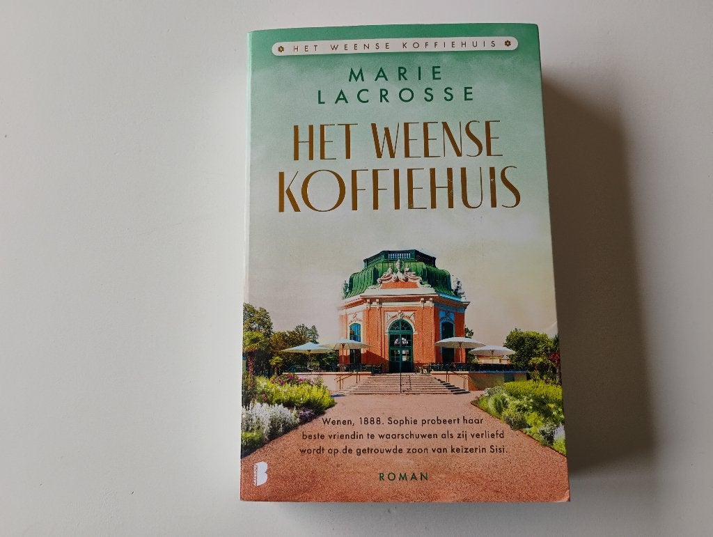 Boek Het Weense koffiehuis Marie Lacrosse, Boeken, Romans, Ophalen of Verzenden, Gelezen