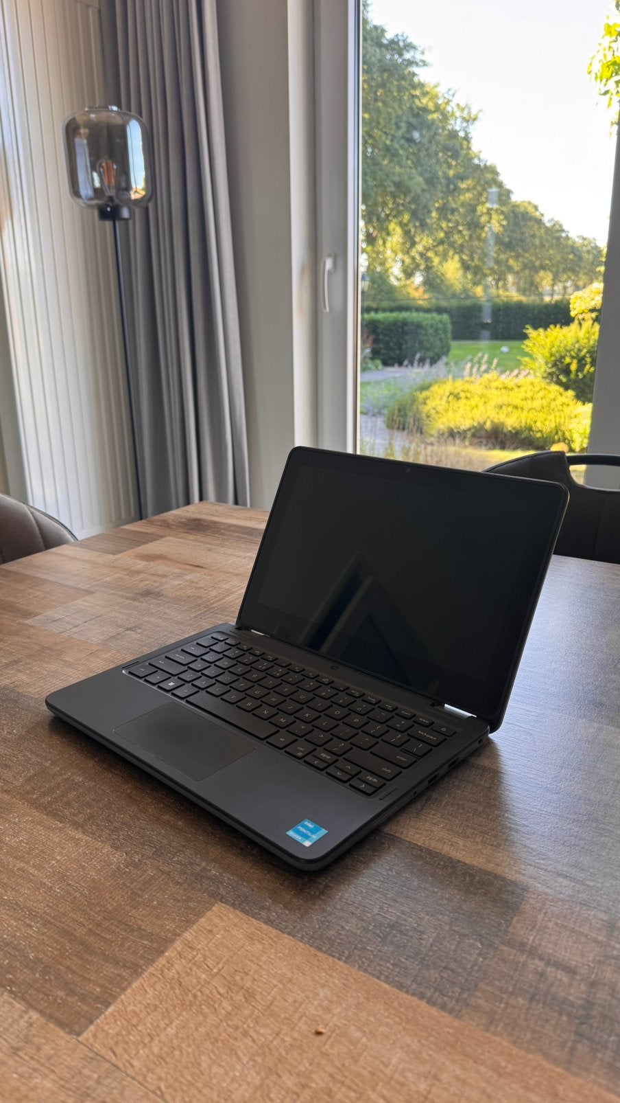 Dell Latitude 3120, 13 inch, Qwerty, 8 GB, Touchscreen